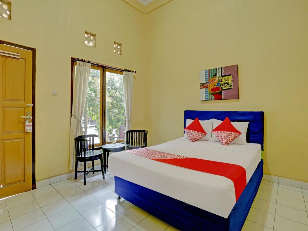 Oyo 3096 Hotel Dewi Warsiki Gilimanuk Exterior foto